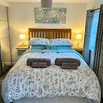 Casa de Férias 1 Bed Town Centre Free Private Parking Cycle Store *
