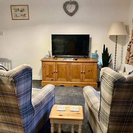1 Bed Town Centre Free Private Parking Cycle Store Casa de Férias *