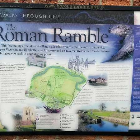 Holiday home 1 Bed Town Centre Free Private Parking Cycle Store