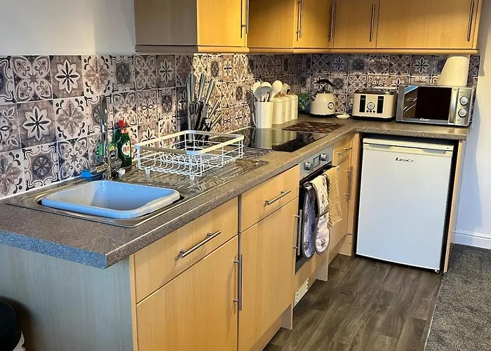 1 Bed Town Centre Free Private Parking Cycle Store Boroughbridge